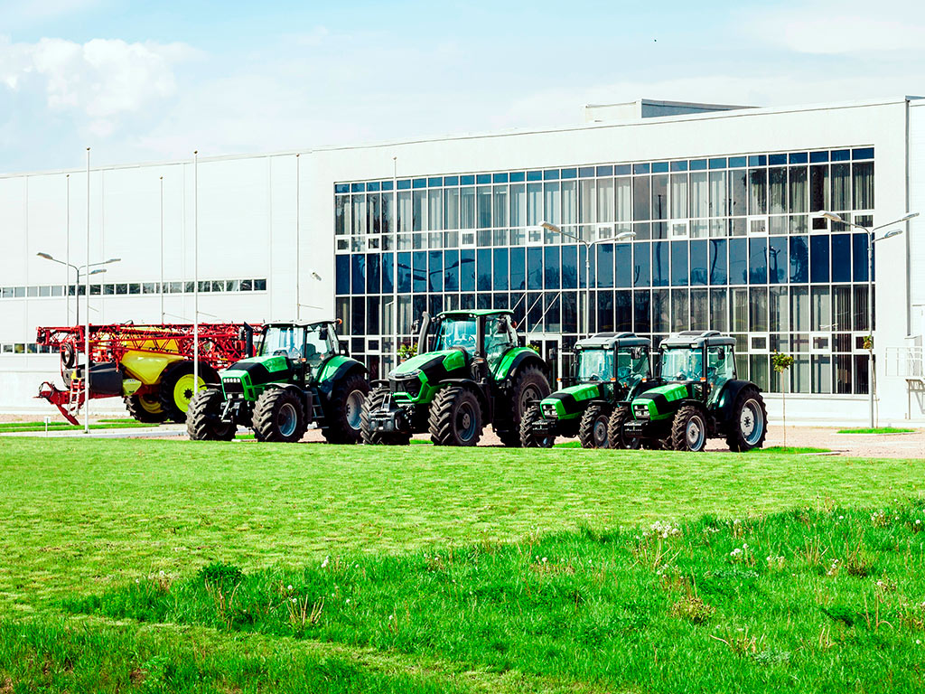 Máquinas e Implementos Agrícolas Máquinas e Implementos Agrícolas